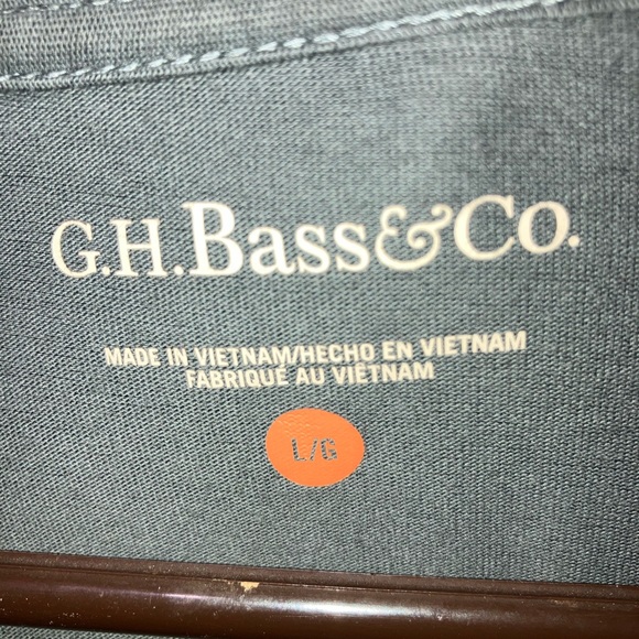 Shirt with zipper good condition - Picture 4 of 6